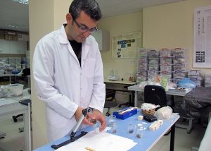 Soran Avcil A man in a lab coat.